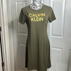 Calvin Klein Green Gold T Shirt Dress S